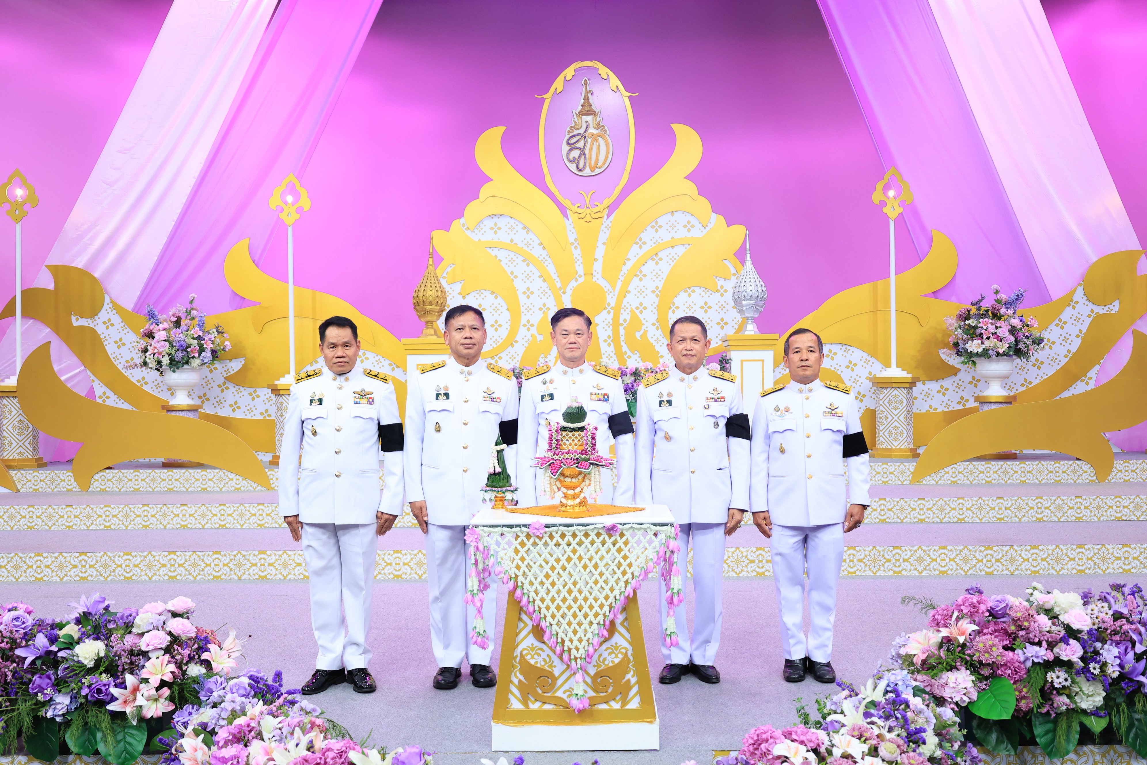 title - คณะผู้บริหาร ส.ป.ก. บันทึกเทปถวายพระพรชัยมงคล สมเด็จพระนางเจ้าสุทิดา พัชรสุธาพิมลลักษณ พระบรมราชินี เนื่องในโอกาสวันเฉลิมพระชนมพรรษา 48 พรรษา